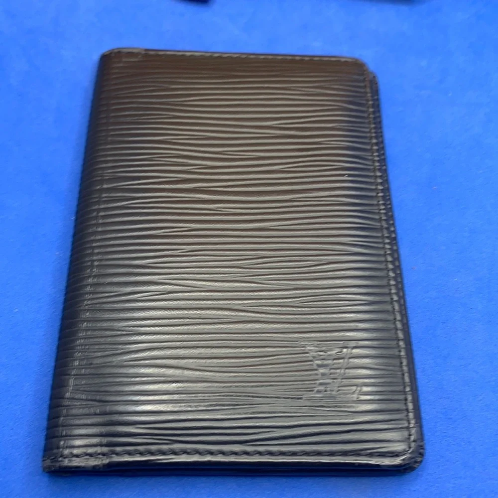🖤 Authentic Louis Vuitton Epi Leather organizer wallet - Picture 2 of 10
